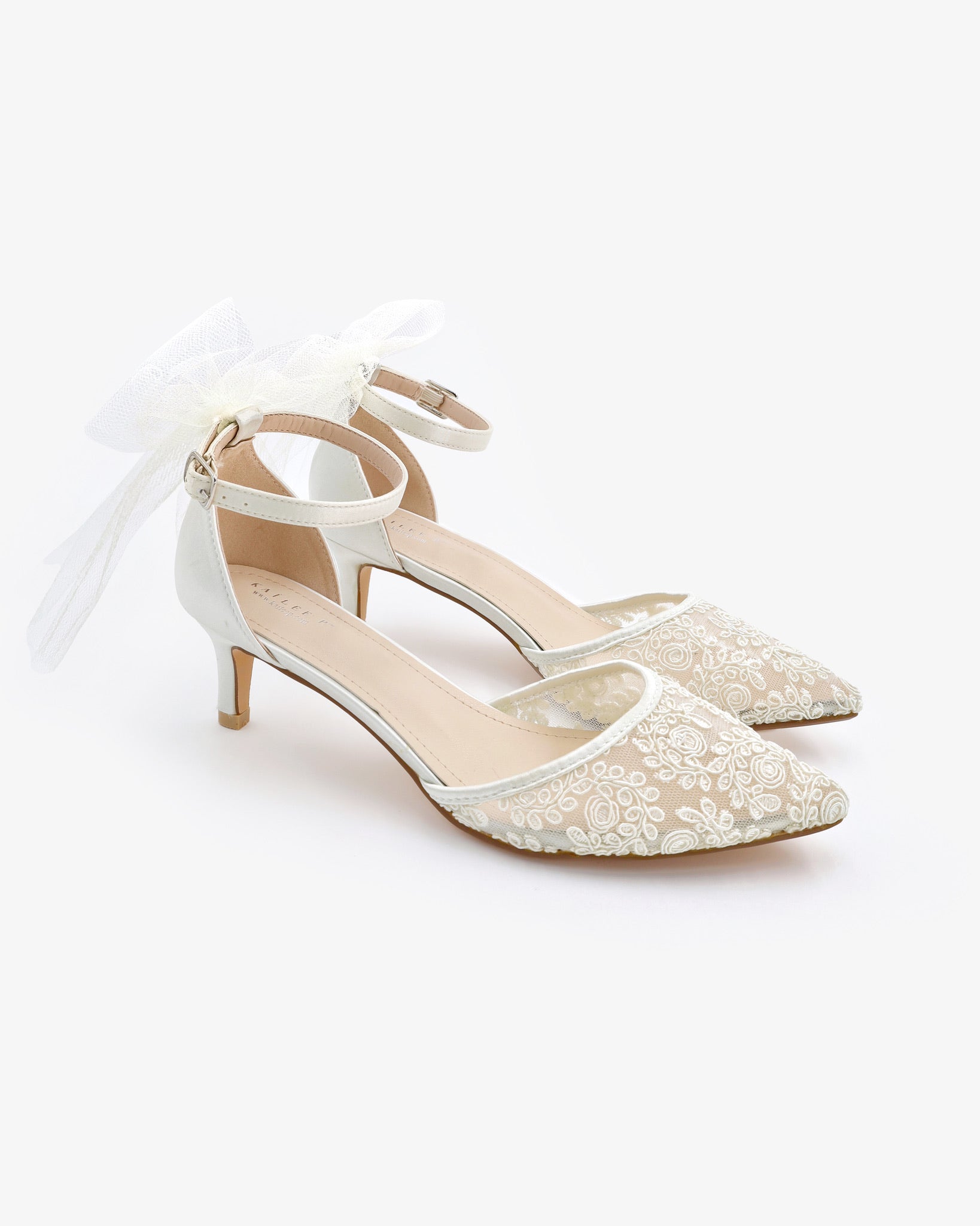 Crochet Lace Pointy Toe Wedding Kitten Low Heel with Tulle Back Bow