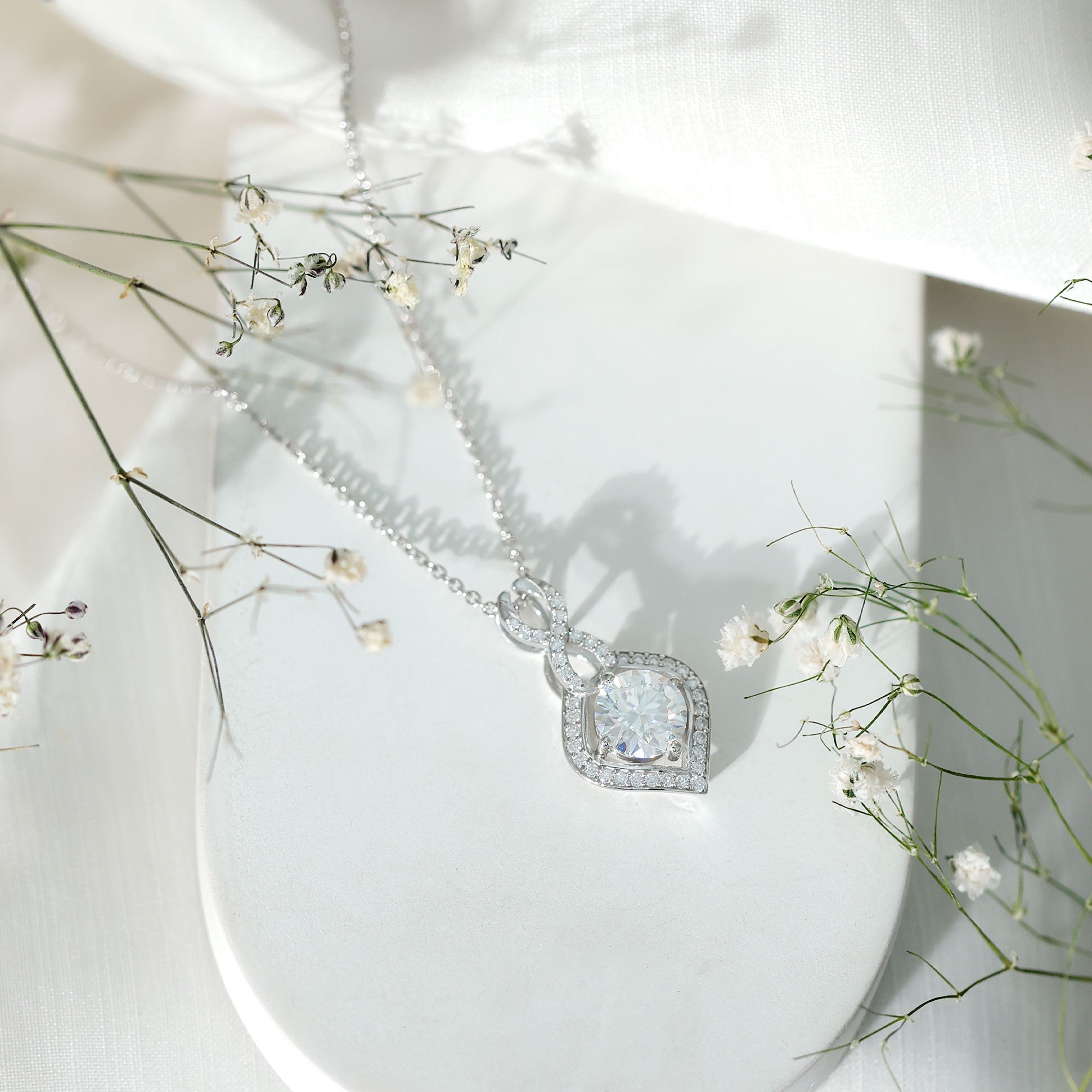 2.62 Carat Moissanite Wedding Necklace for Bride with Silver Chain - Luzilly Bridal & Apparel