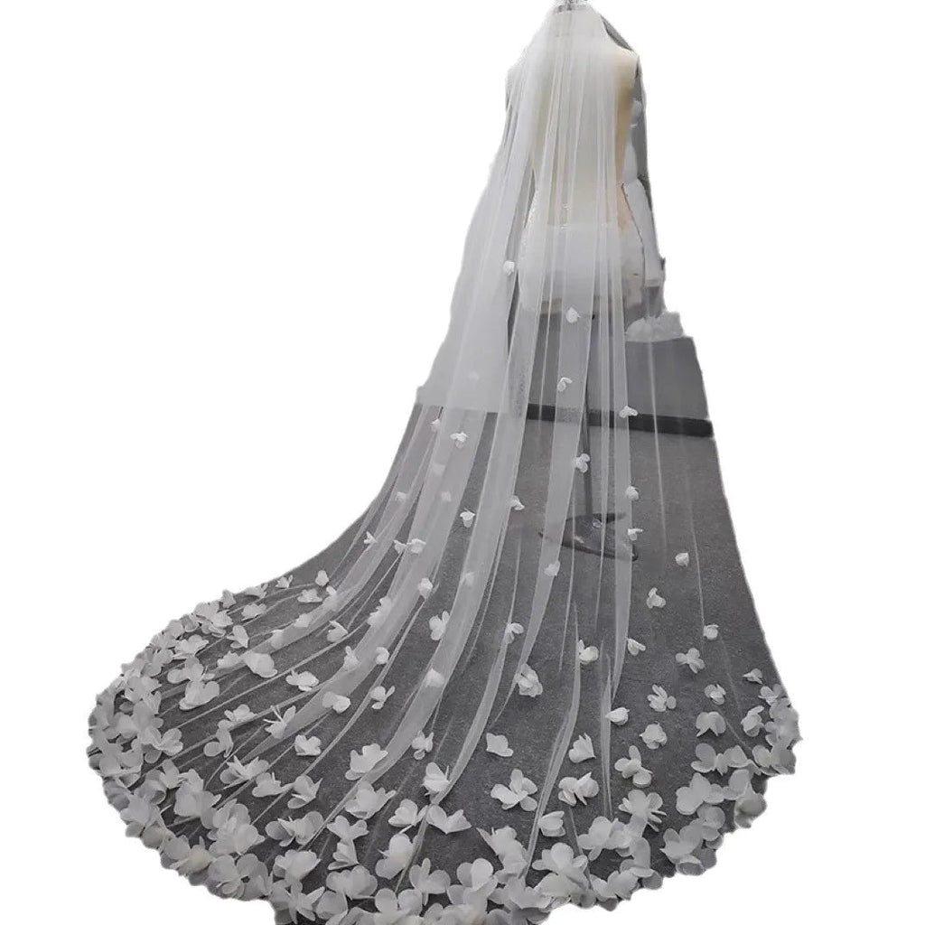 3D Floral Lace Petal Cathedral Wedding Veil - Luzilly Bridal & Apparel