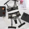 Luxury Lingerie Erotic Outfit Lace Sexy Ladies Underwear Suspender Set Romantic Hot Bilizna Fancy See-through Outfits 4 PCS