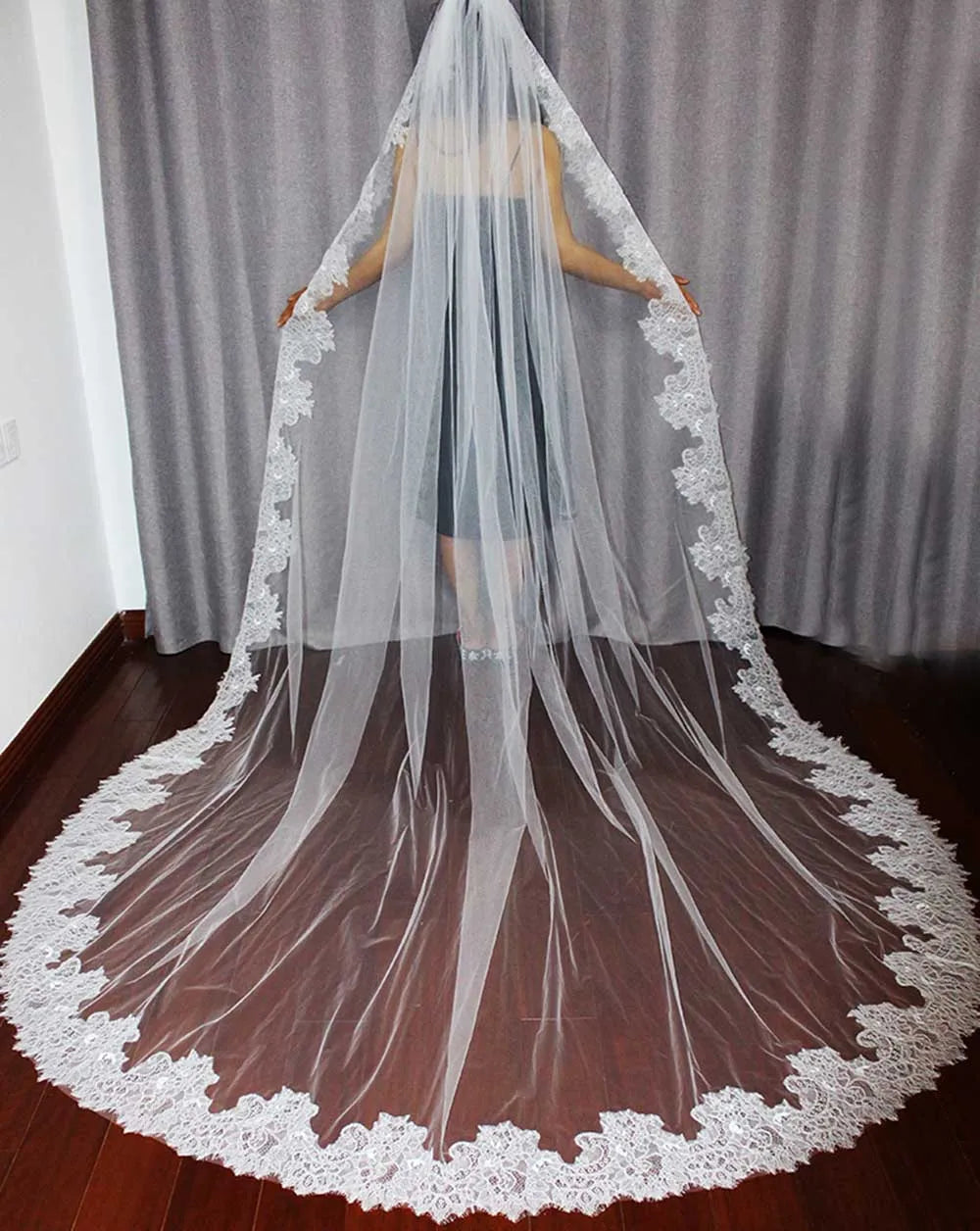 Customized Elegant Long Wedding Veil with Eyelash Lace, Single Tier 2.5m/3m/3.5m Ivory Wedding Veil with Comb, Lace Bridal Veil