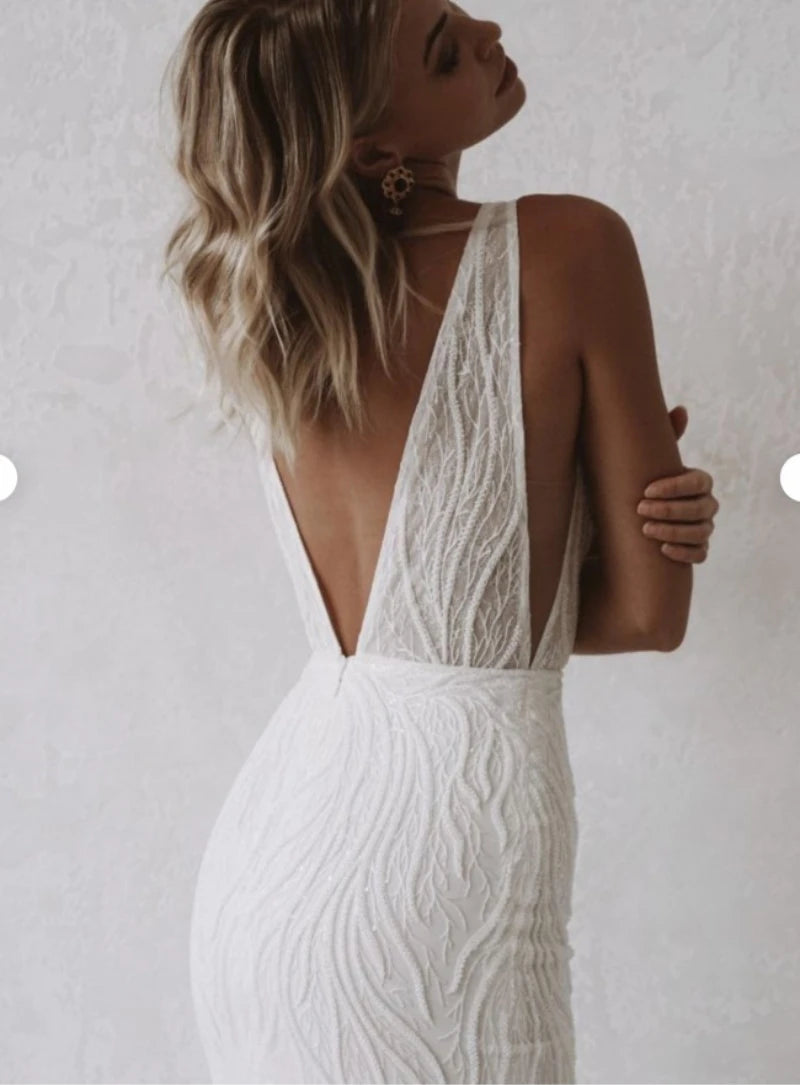 Simple Sweep Train Beading Spaghetti Straps Backless Mermaid Wedding Dress for Plus Size Women Bridal Gown Evening Dresses