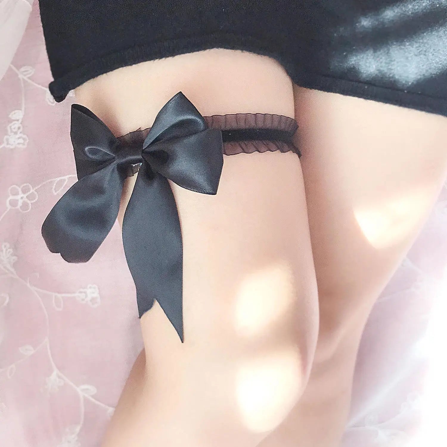 Lace Bow Bridal Leg-Ring Garter
