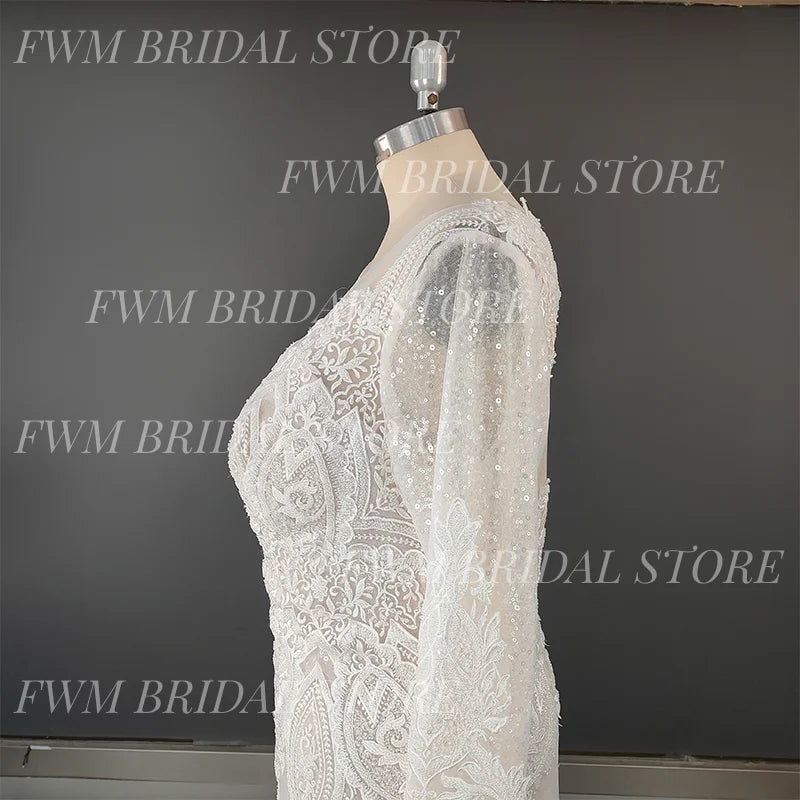 Exquisite V-neck Mermaid Wedding Dress for Plus Size Women Sweep Train Illusion Appliques Lace Long Sleeves Bridal Gown