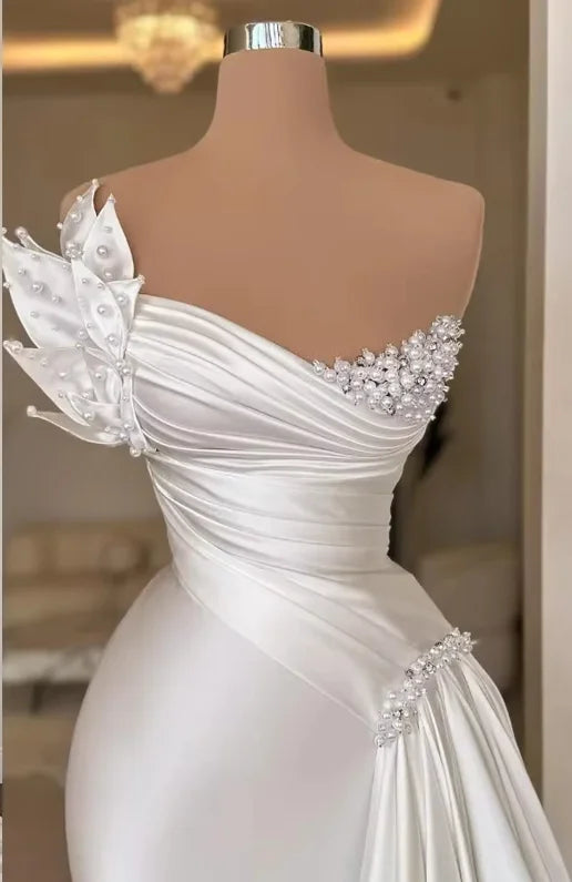 Mermaid African Women Wedding Dresses Beaded Sexy White Vintage Reception Party Bridal Wedding Gown MW637