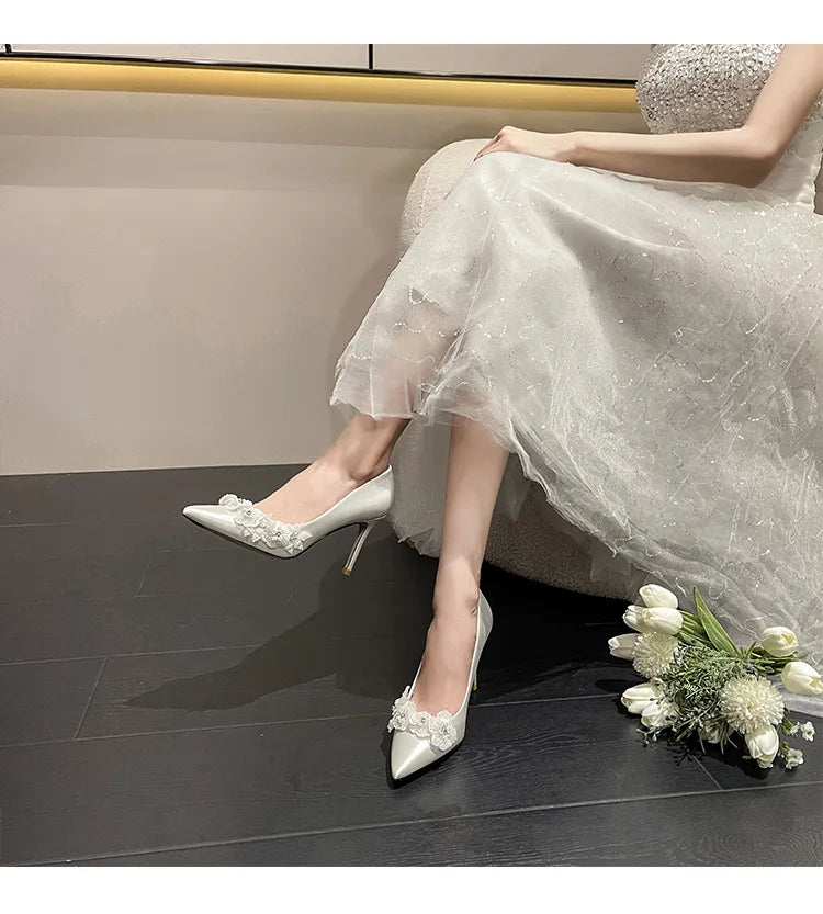 2023 Wedding Bridal Shoes Silk White Flower Temperament Dress 7CM/9CM Thin Heels Slip-On Ladies for Summer Autumn Breathable