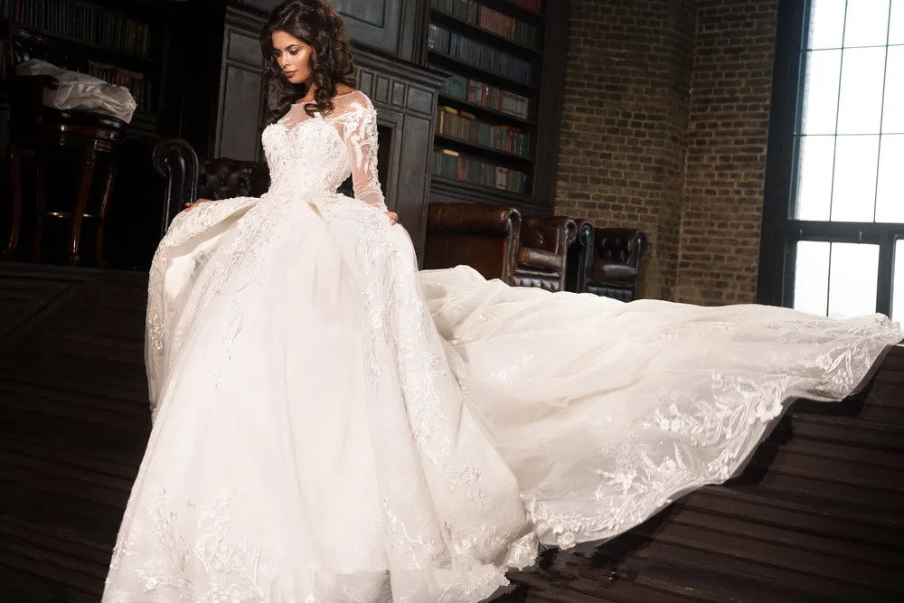 Brand   Gorgeous Lace Ball Gown Wedding Dress Long Sleeve High Neck Luxurious Arabic Bridal Gowns With Backless Wedding Gown