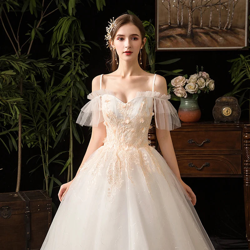 2019Romantic Floor-Length Lace Flower Spaghetti Strap Beach Wedding Dresses Plus Size in Stock Wedding Gown