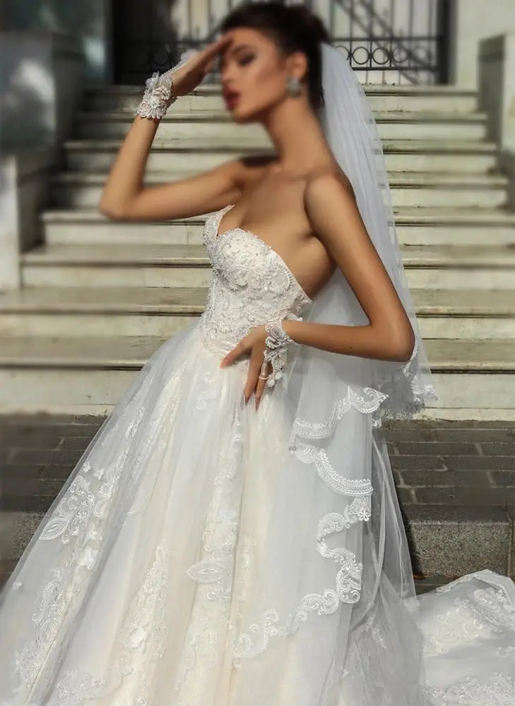 Abito Da Sposa Brand Ball Gown Wedding Dress Sexy Lace Bridal Gown with Veil for Dubai Weddings