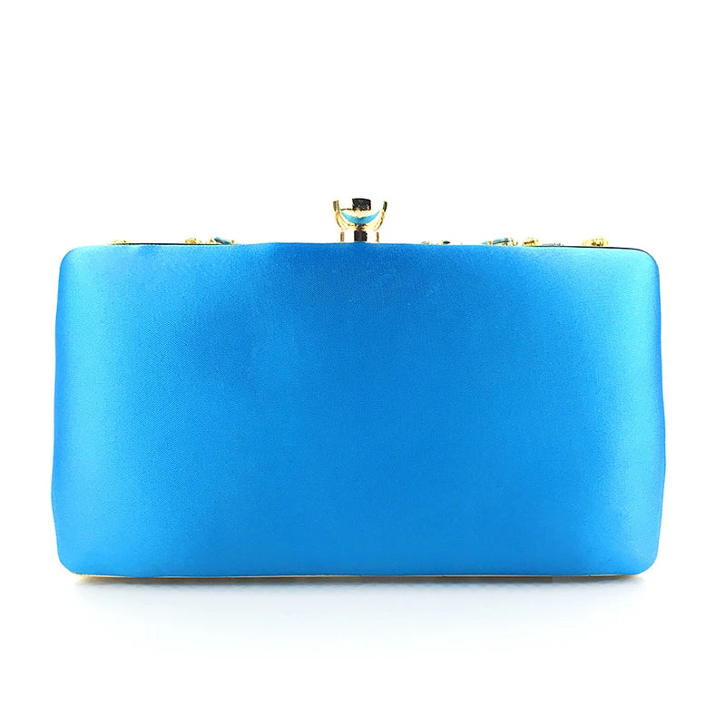 Diamond Pearl Beaded Chain Clutch