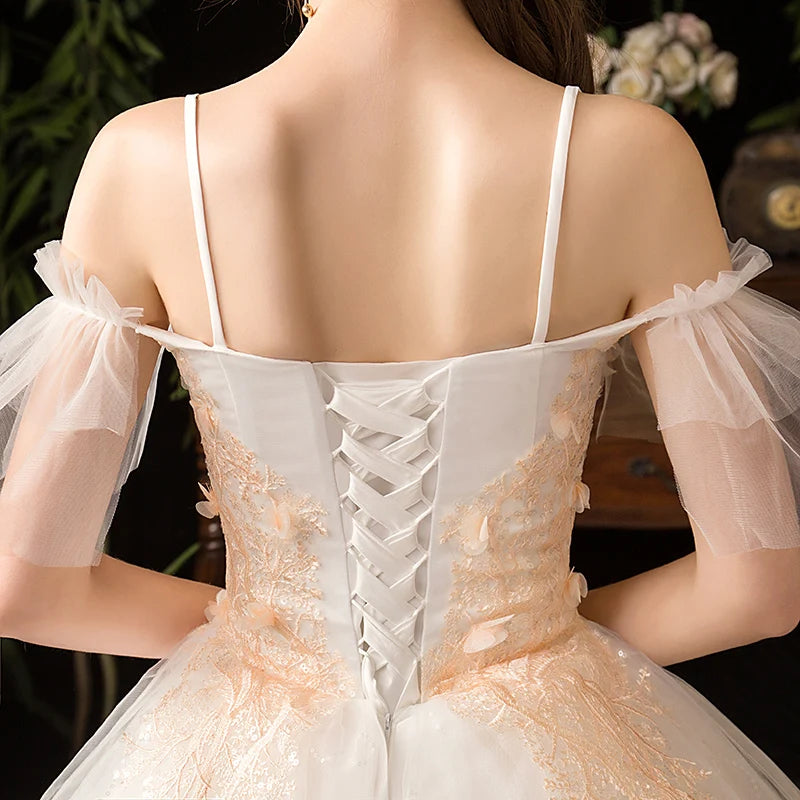 2019Romantic Floor-Length Lace Flower Spaghetti Strap Beach Wedding Dresses Plus Size in Stock Wedding Gown