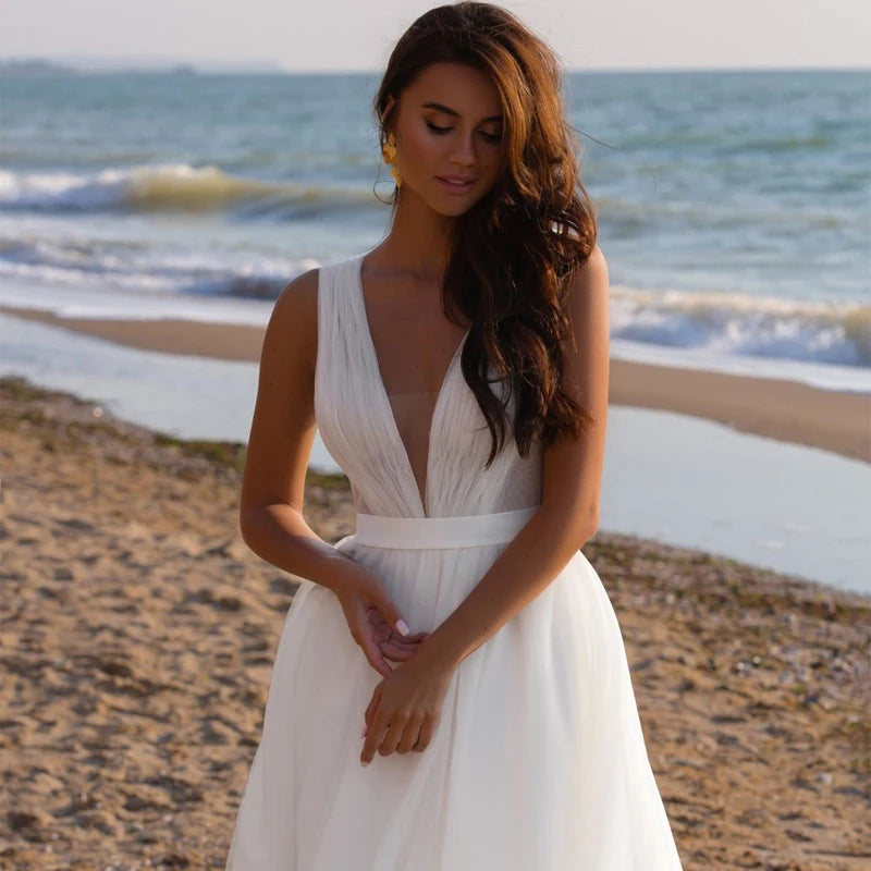 13388#Simple Tulle Sleeveless V Neck A-Line Wedding Dress Sweep Train Elegant Backless Wedding Dress Bridal Gown Evening Dress
