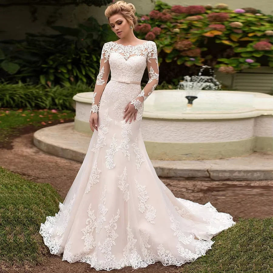 Hot Sale Simple Lace Customized Backless Appliqued  Mermaid Wedding Dresses Bridal Gown With Long Sleeve Lace up MWB523