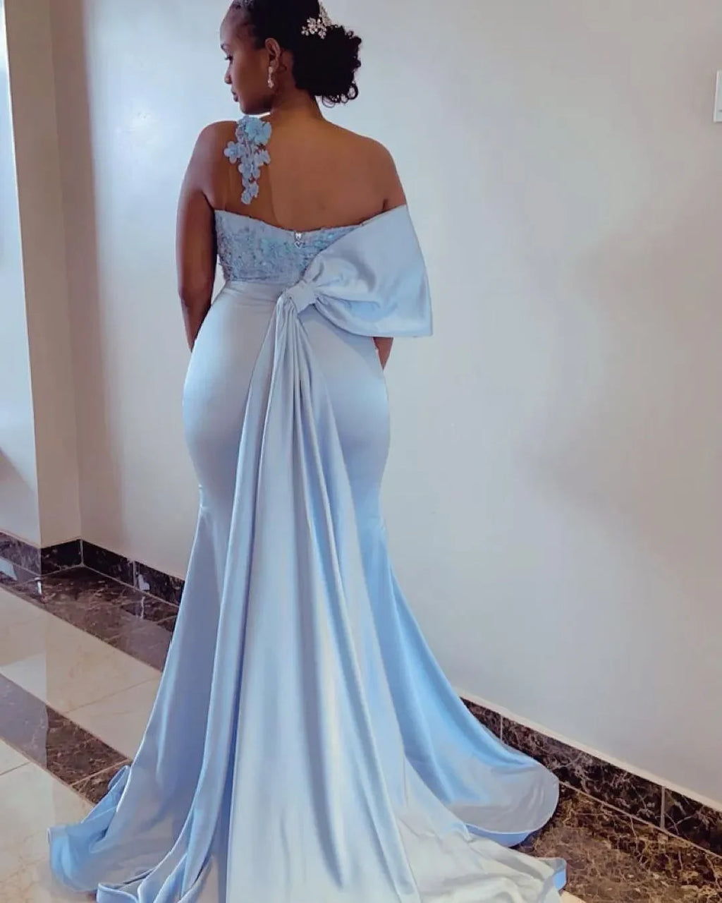 Mermaid Wedding One Shoulder Lace Applique Satin Bow Ruched Plus Size Maid of Honor Sky Blue Bridesmaid Dress MB395