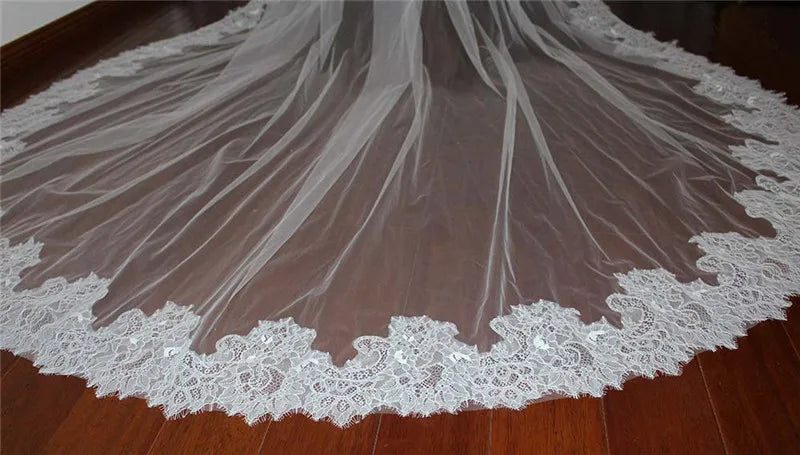 Customized Elegant Long Wedding Veil with Eyelash Lace, Single Tier 2.5m/3m/3.5m Ivory Wedding Veil with Comb, Lace Bridal Veil