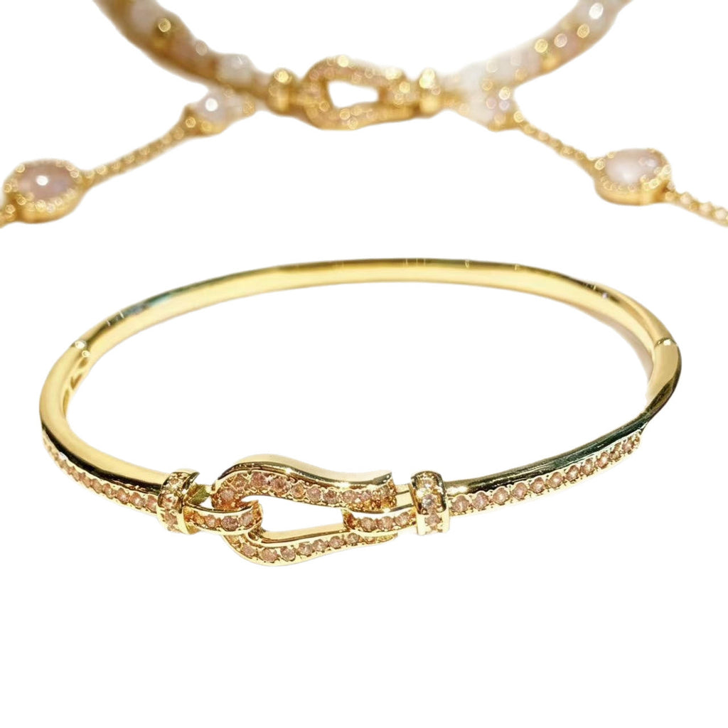Vachette Clasp Full Diamond Gold Plated Temperament Bracelets