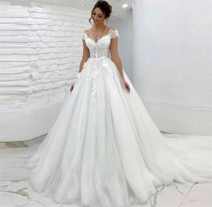 Cross-border hot sale plus size small trailing mesh lace high waist double shoulder V-Neck Wedding dress main yarn for going out