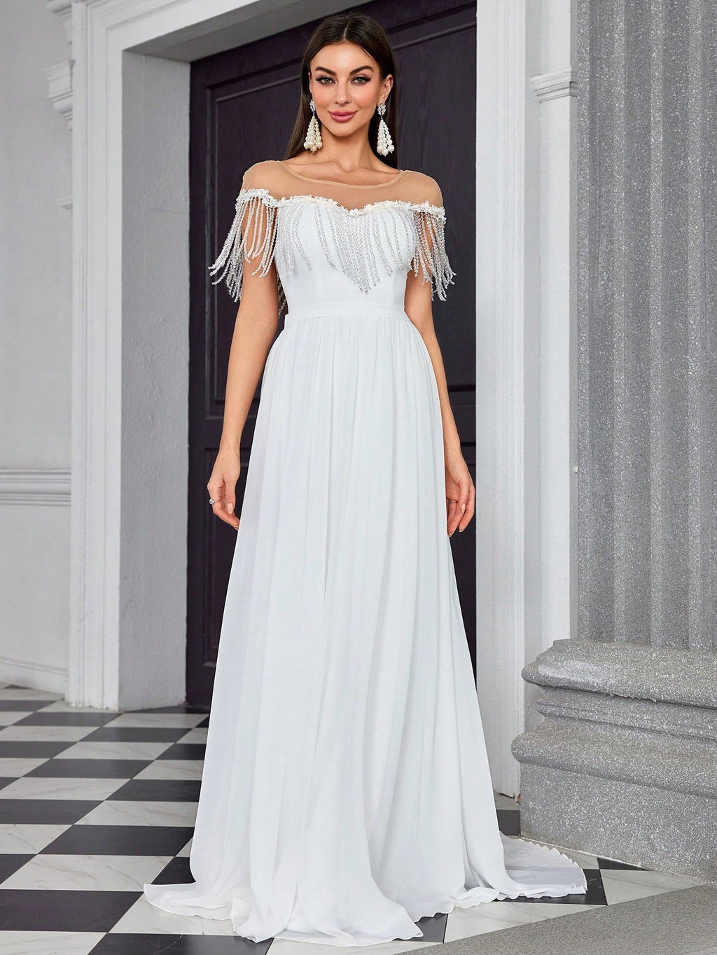 Simple Light Trailing Wedding Dress
