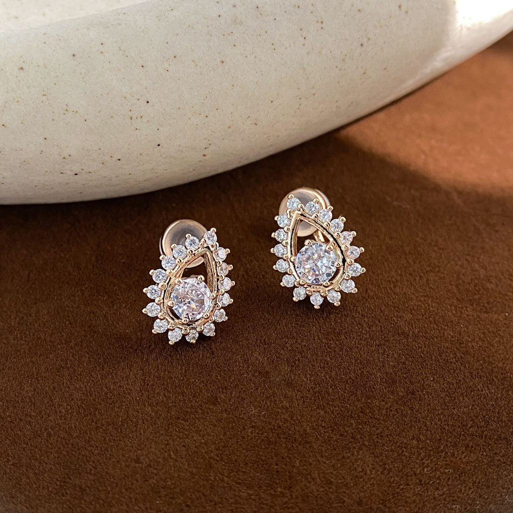 Everyday Joker Water Drop Micro Inlaid Zircon Champagne Light Luxury Ear Clip