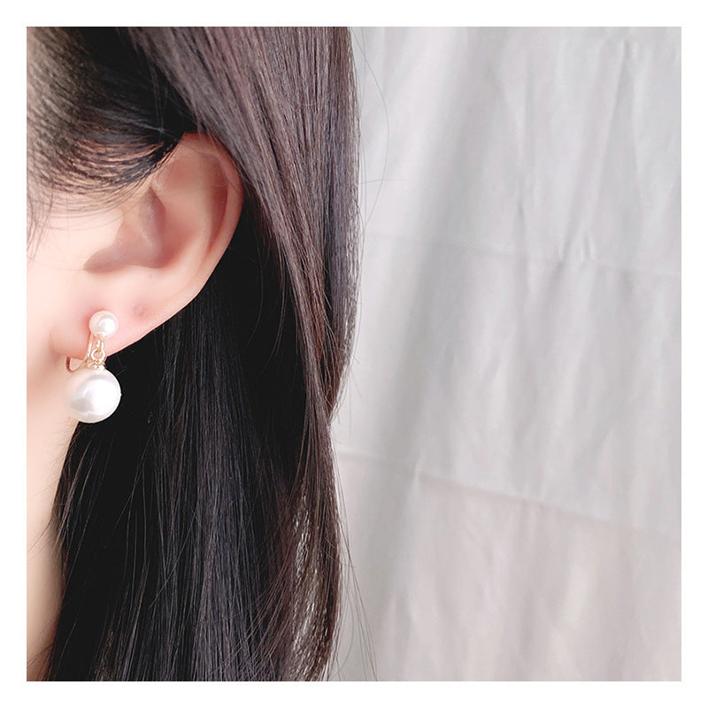 Women's Small Pearls Mosquito Coil French Retro Ear Clip