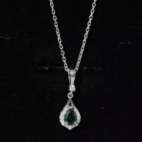 Certified 0.7 Carat Lab Grown Emerald Wedding Necklace with Chain