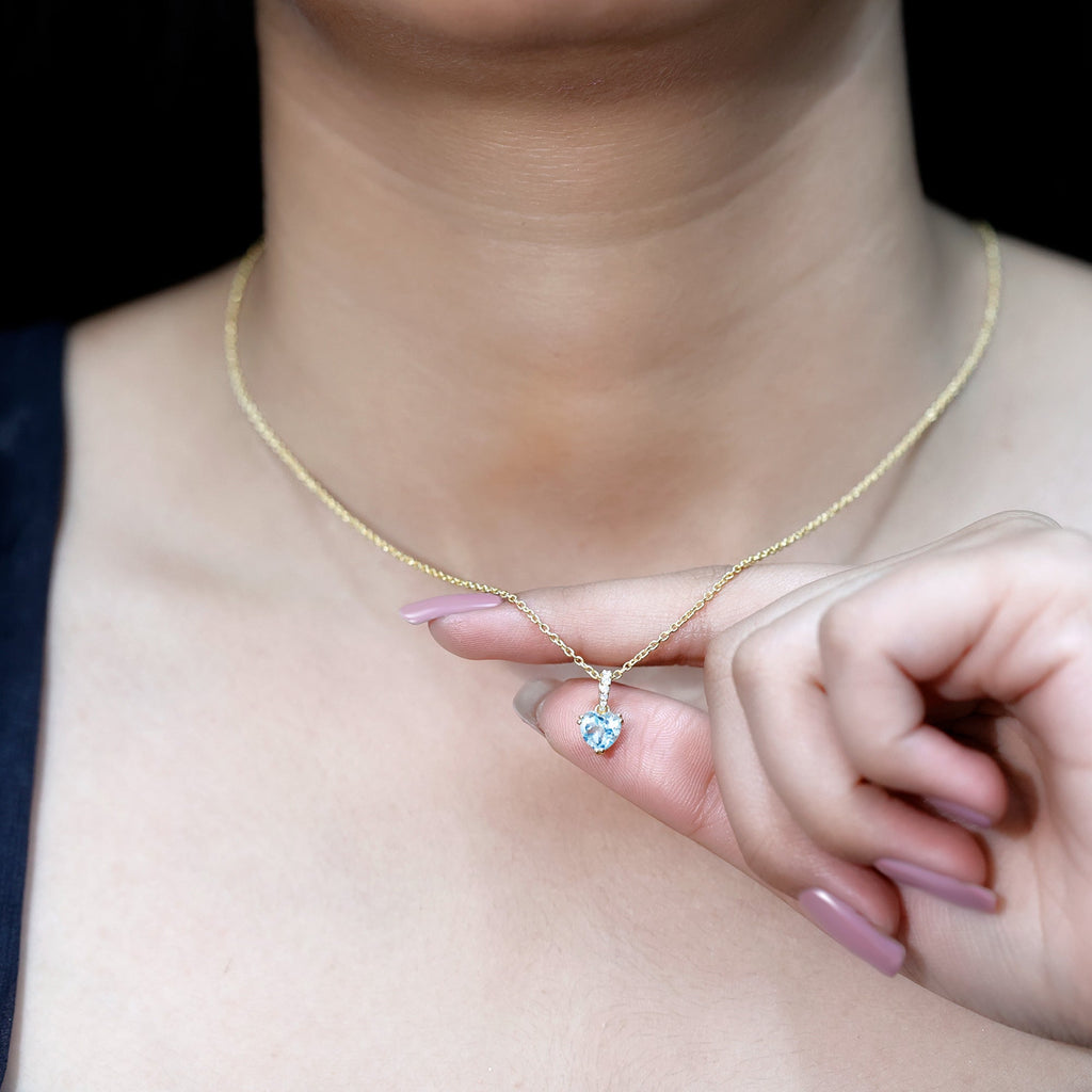 0.9 Carat Swiss Blue Topaz Solitaire and Diamond Heart Necklace with Chain