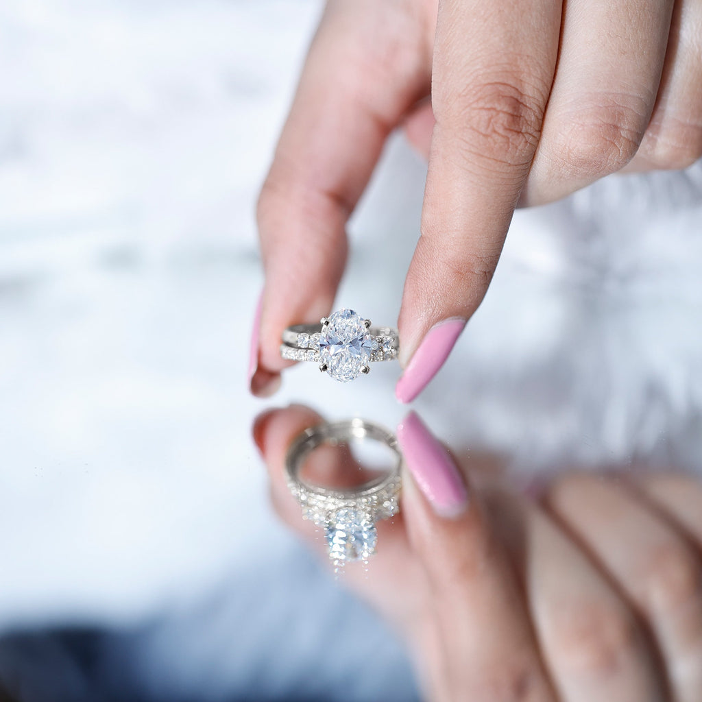 4 Carat Oval Wedding Ring Set with IGI Certified Lab Grown Diamond