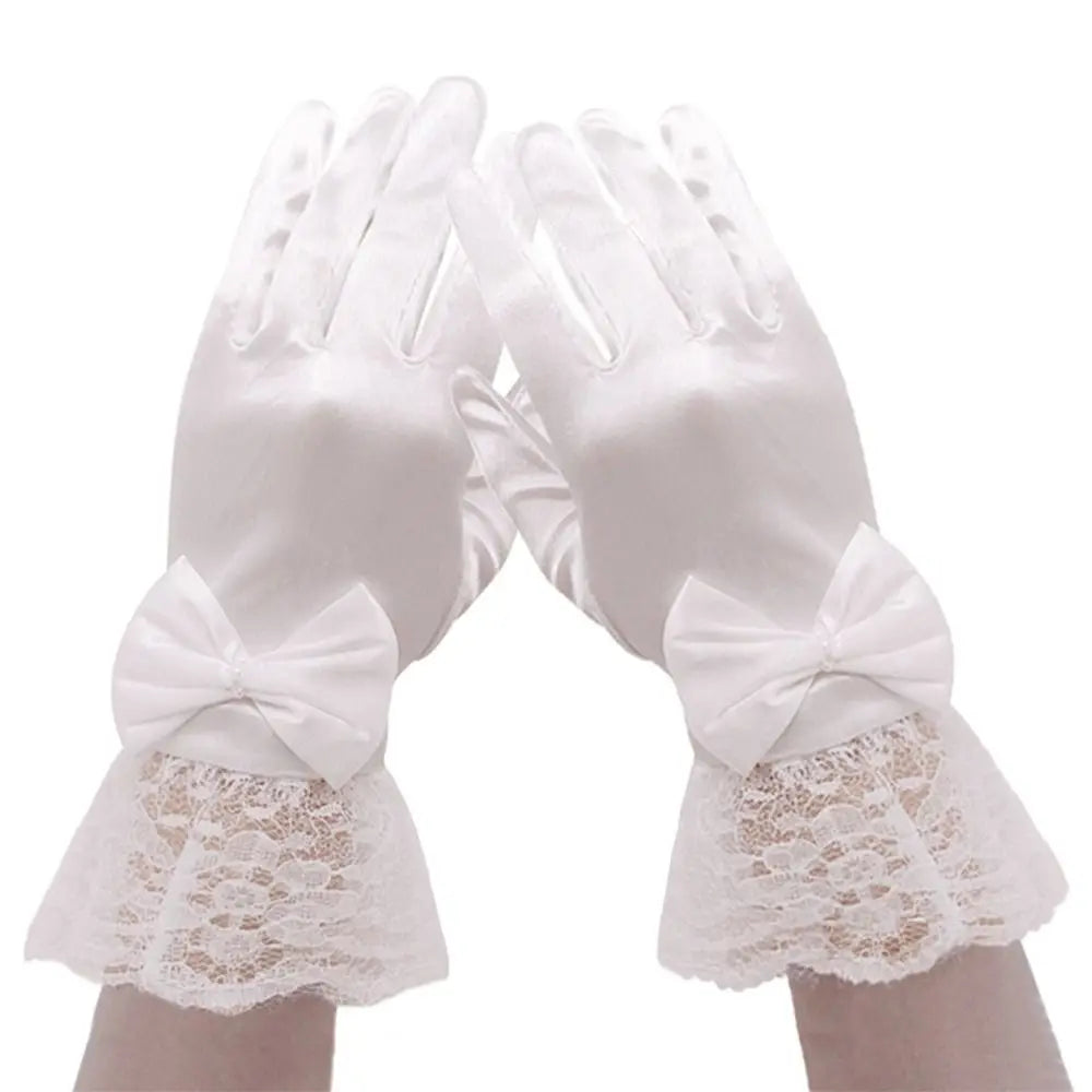 Elegant White Children's Wedding Gloves Short Glossy Satin Etiquette Dress Gloves Bow Knot Elastic Lace Gloves Holiday