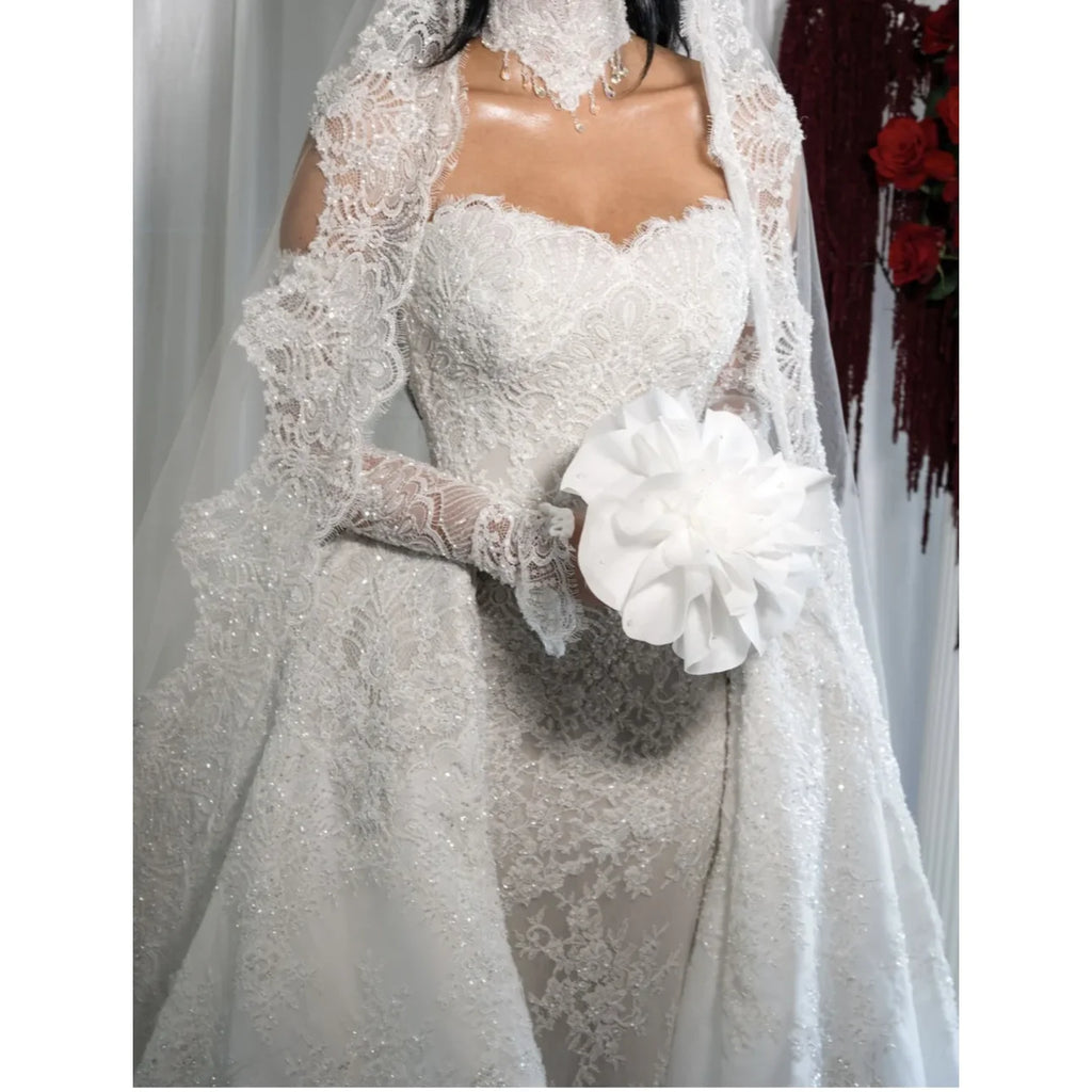 Sweetheart Lace Mermaid Wedding Dress with Detachable Train