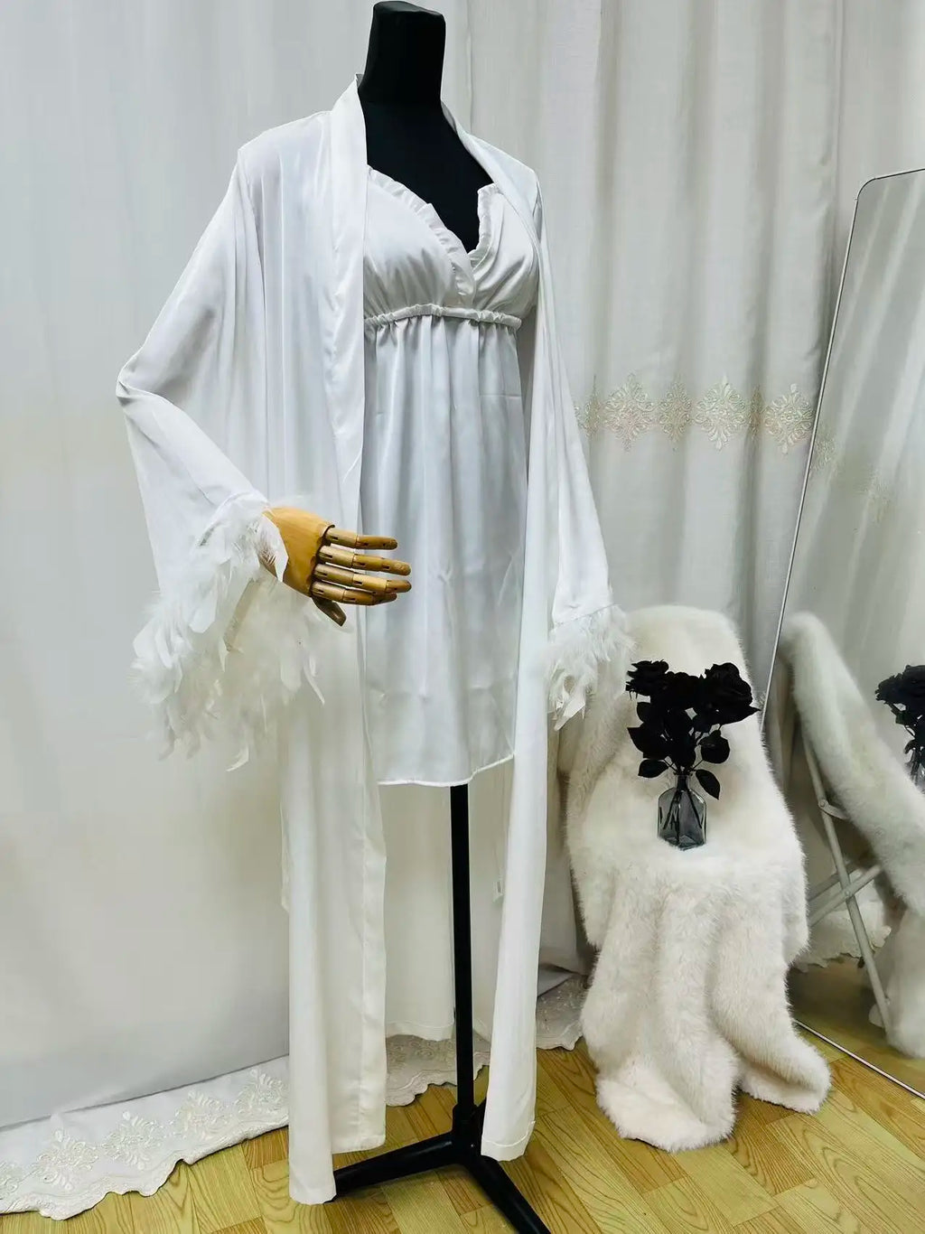 Boudoir Robe and Nightgown Bride Long Robe with Feather Sleeves White Bridal Silk Dressing Gown Bridesmaid Robes Bridesmaid Gift