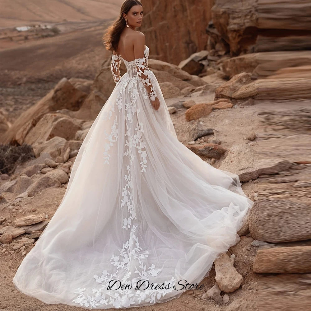 Sweetheart Applique Tulle A-Line Wedding Dress