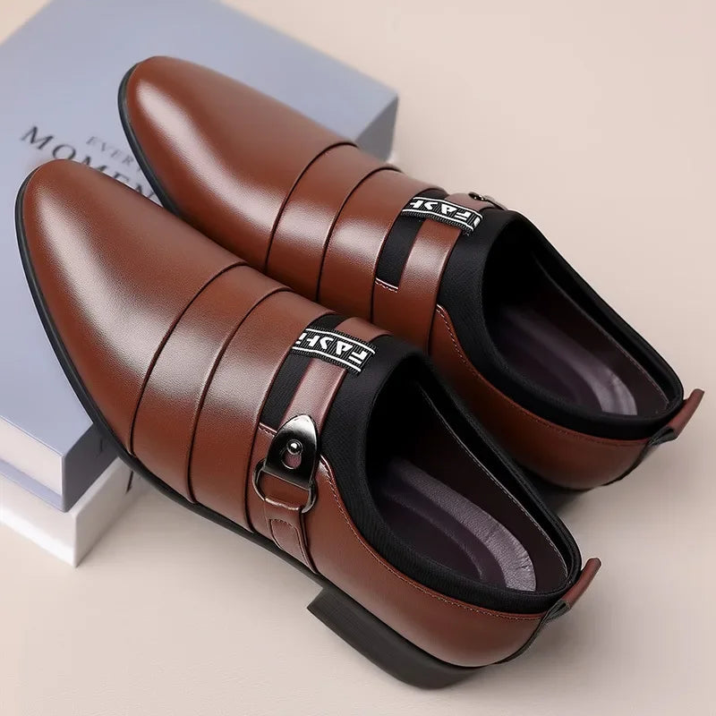 2025 New Men's Formal Shoes Plus Size Moccasins Pointed Toe Man Leather Shoe Classic Wedding Shoes Office Business Casual Shoes