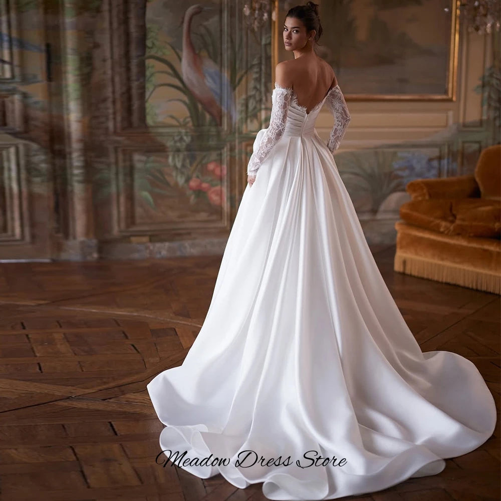 Simple Satin Side Slit Wedding Dress Elegant Sweetheart Long Sleeves Bridal Gowns Customized A-Line Ruched Vestido De Novia