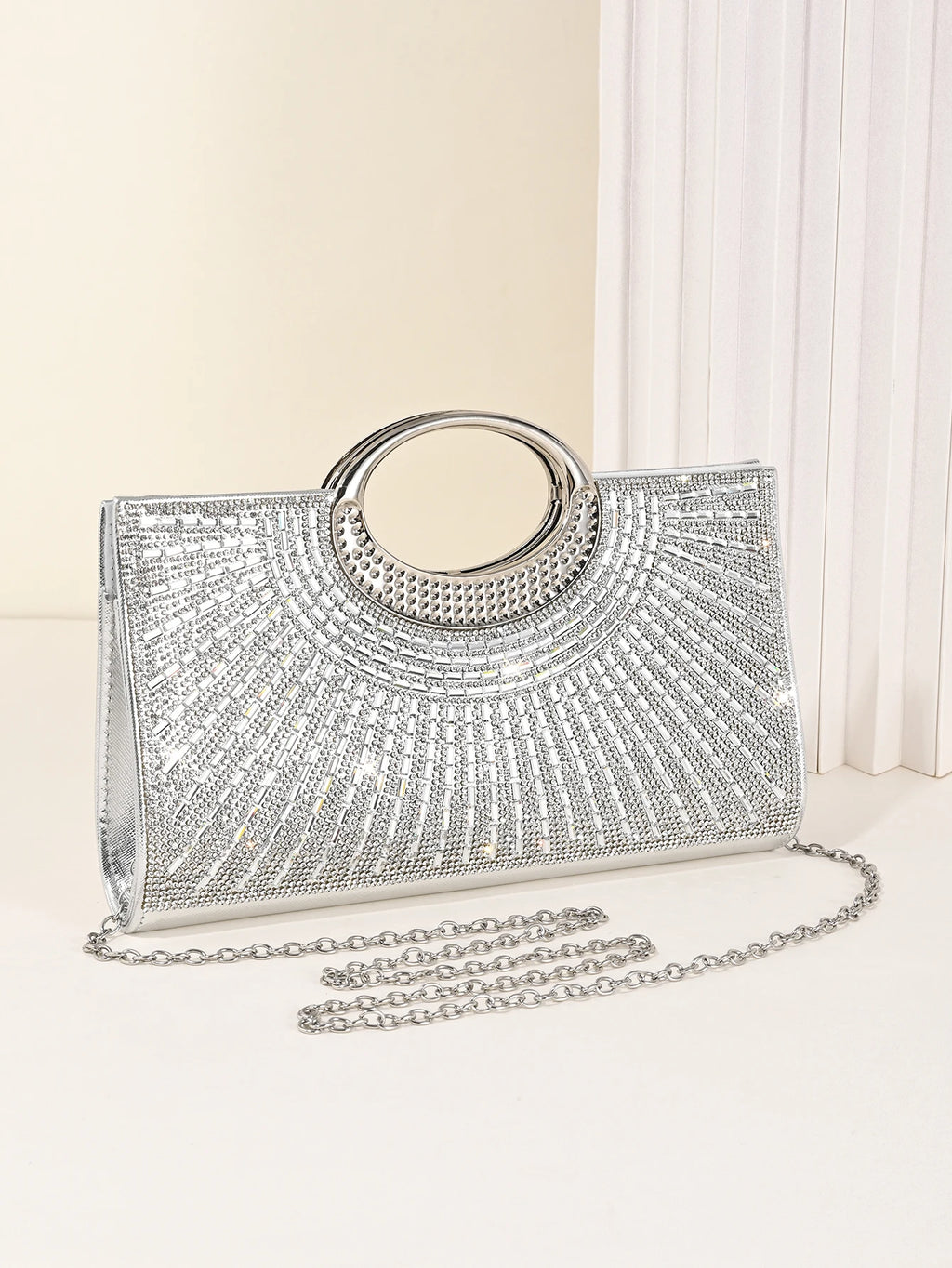 Women's Dinner Bag, European and American Retro Big Ring Clutch, Advanced Texture Diamond Flash Bridal Dinner Bag