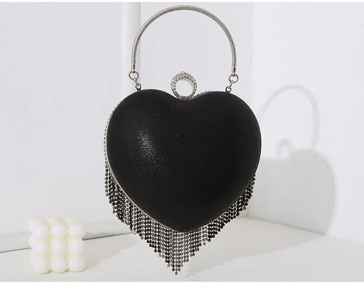 Heart Pattern Diamond Tassel Clutch