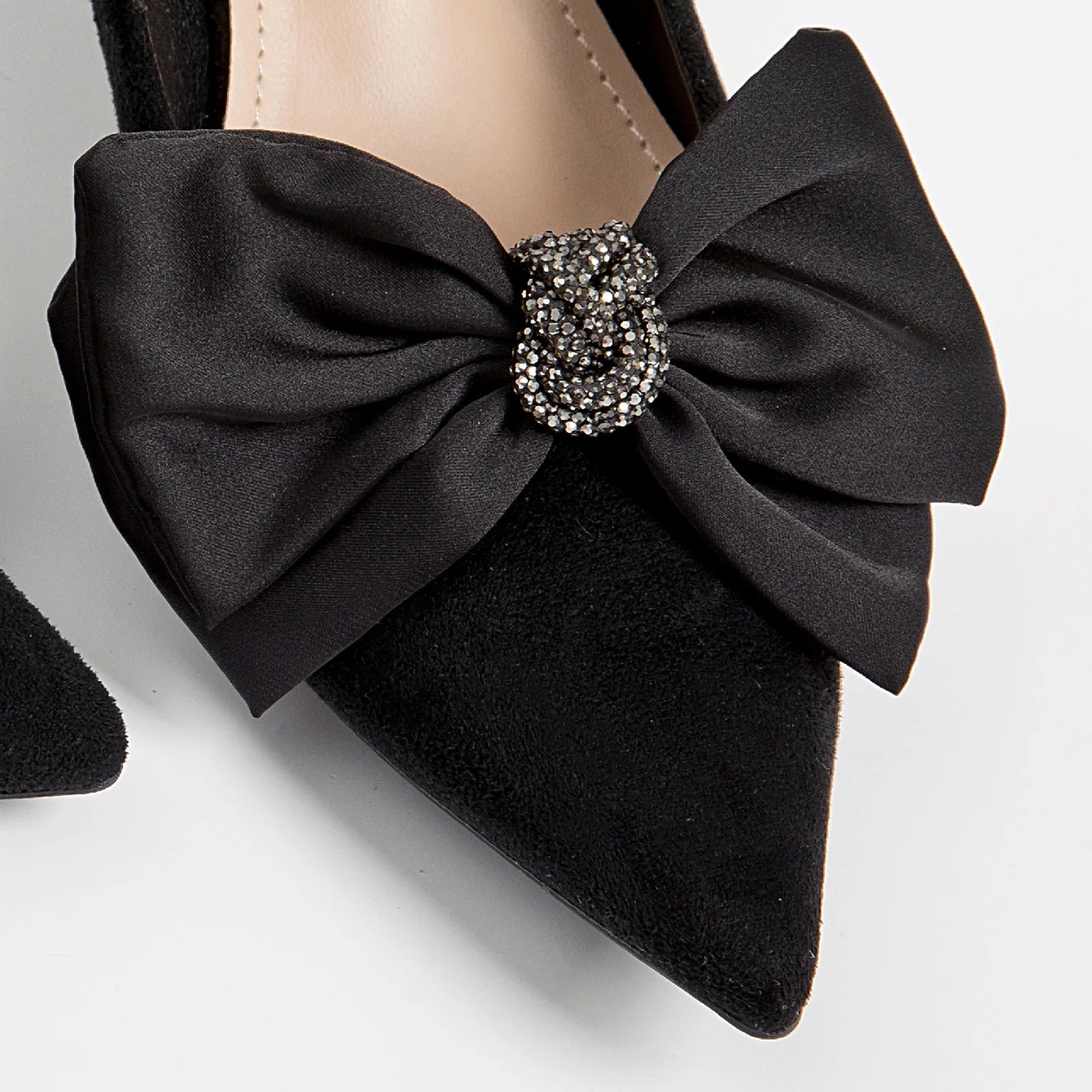 【1pair】shoe charms flower black designer charms for ladies heels shoe jewelry accessory for shoes woman buckle for bridal shoe