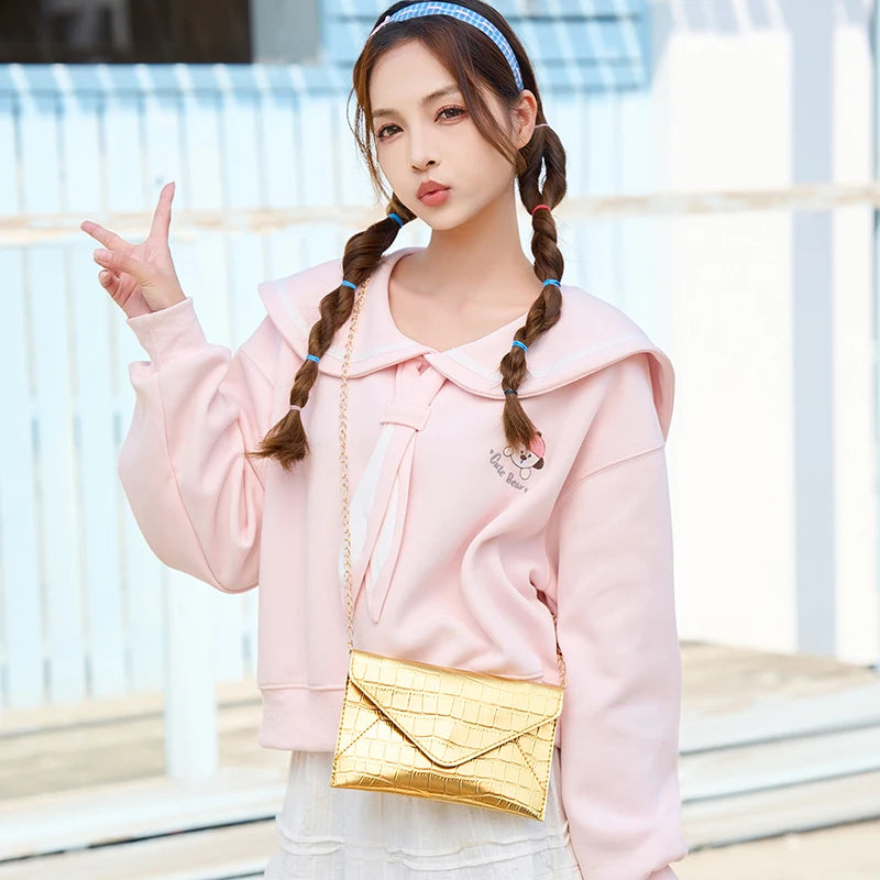 Banquet Chain Shoulder Clutch
