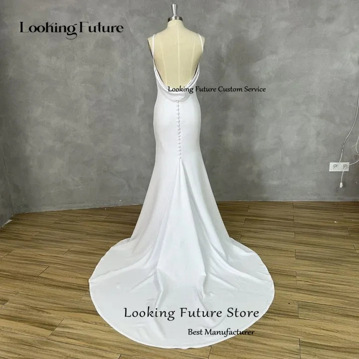 Sexy Mermaid Wedding Dress V-Neck Open Back Boho Wedding Gowns Simple Plain Long Train Buttons Beach Bridal Dress Robe De Mariee