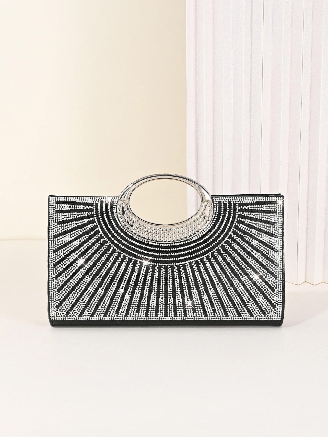 Women's Dinner Bag, European and American Retro Big Ring Clutch, Advanced Texture Diamond Flash Bridal Dinner Bag