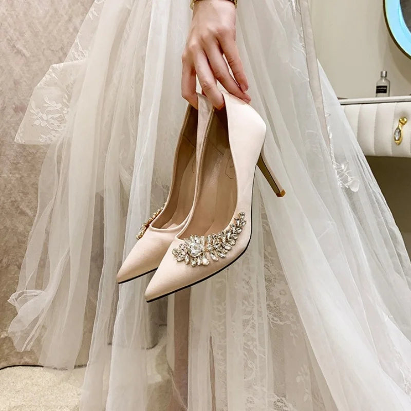 2026 New Bride White Wedding Shoes Women's Champagne Bridesmaids Shoes High Heels Wine Red Shoes