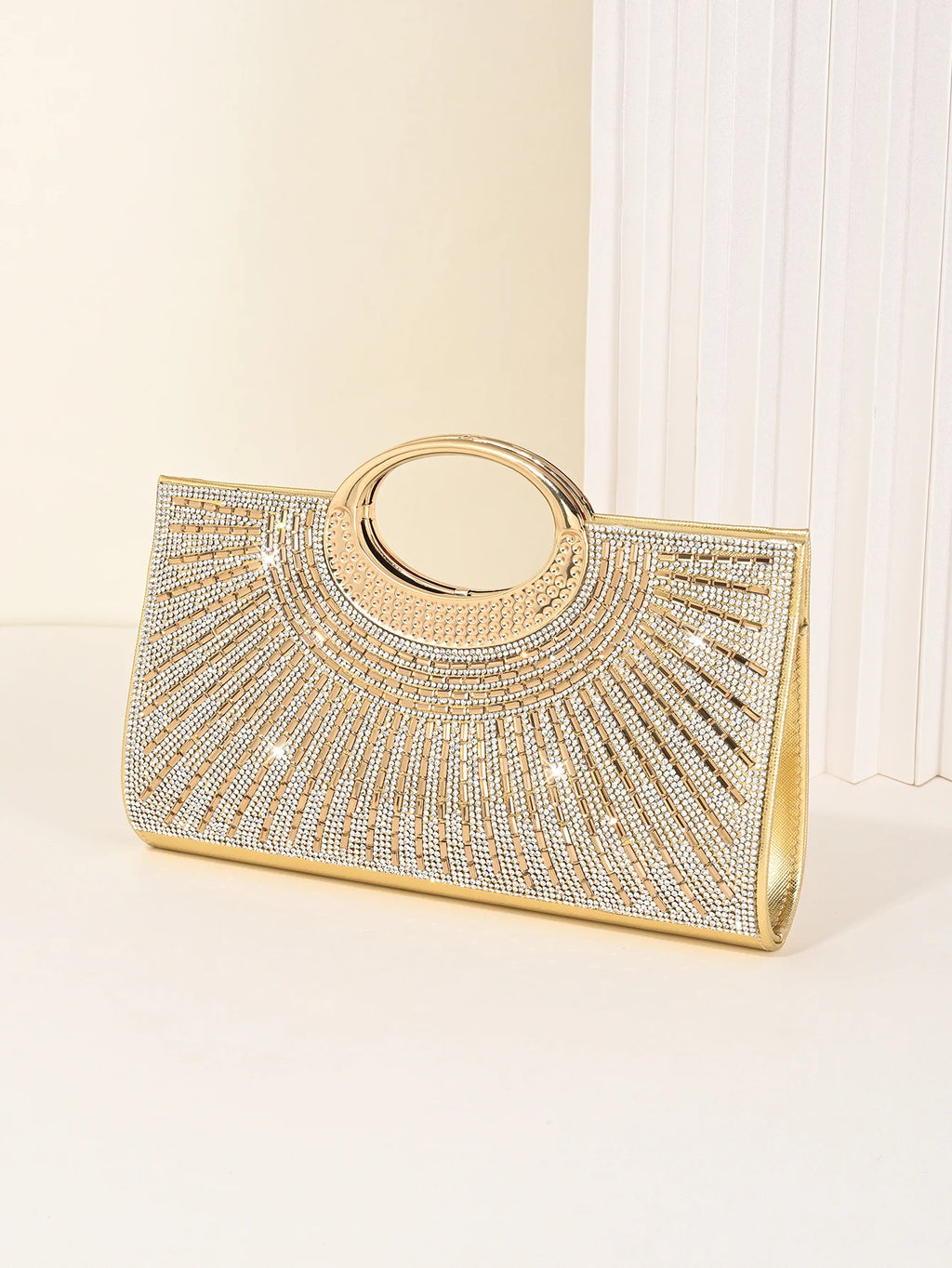 Women's Dinner Bag, European and American Retro Big Ring Clutch, Advanced Texture Diamond Flash Bridal Dinner Bag