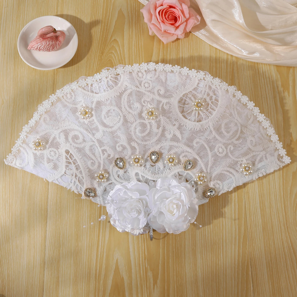 A Wedding Decoration Fan, Snow White Art Flower Decoration Wedding Supplies, Suitable for Bridal Engagement and Wedding Season,
