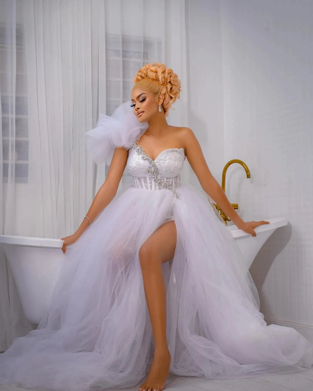 White Beach Bridal Robe Maxi Tulle Long Sleeve Customized Lingerie Women Gowns Boudoir Bathrobe Wedding Dress For Babyshower