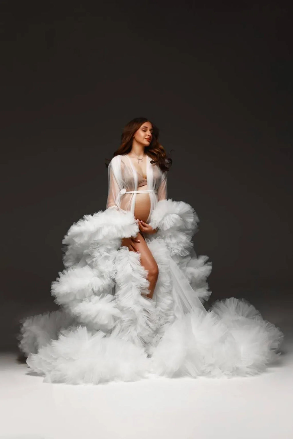 Amazing Big Volume Ruffles Tulle Long Maternity Women Dresses To Photoshoots Female Long Robe Bridal Robe