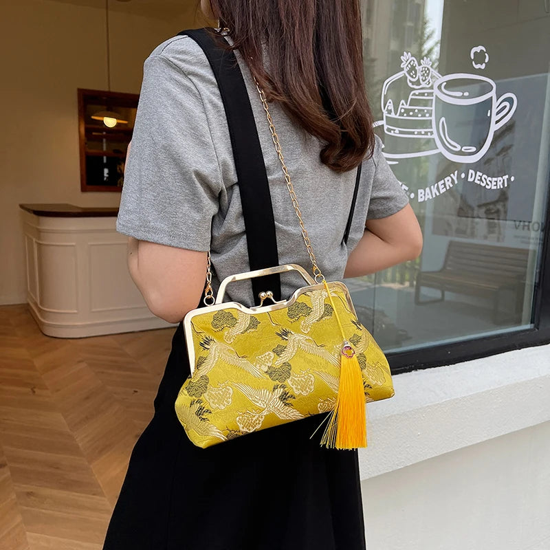 Vintage Tassel Shoulder Clutch