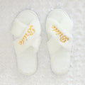 1Pair Wedding Bride To Be Bridesmaid Slippers Women's Plush Toe Slipper White Shaggy Shoes for Bridal Party Favors Supply