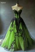 Vintage Black Lace Gothic Wedding Dress Royal Blue Lining A-Line Sweetheart Sleeveless A-Line Bride Gowns Customized