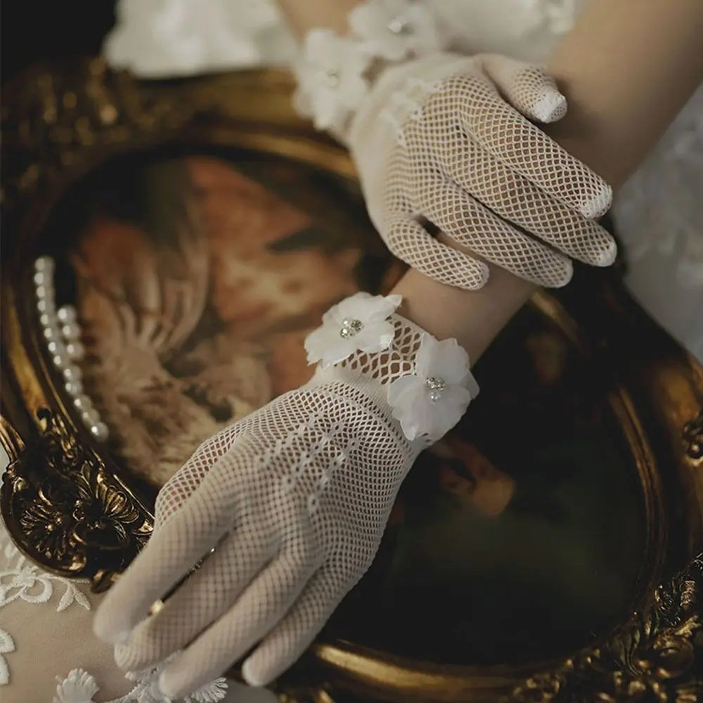 Wrist-Length Satin Bridal Gloves with Pearl and Bow
