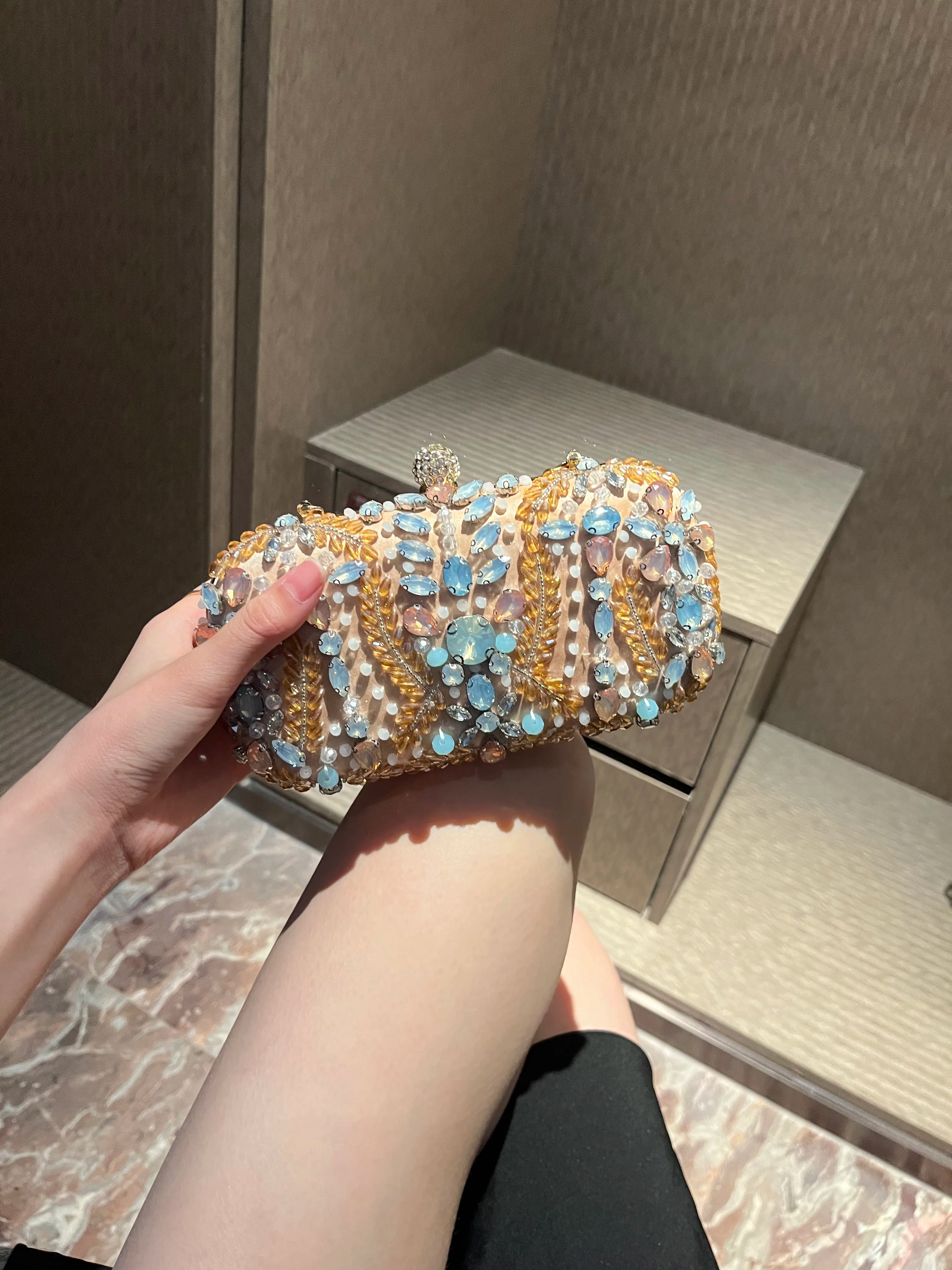 Women's Bridal Clutch Evening Bag Crystal Handbag with Chain Shoulder Strap for Party Wedding Female Fashion Accessory