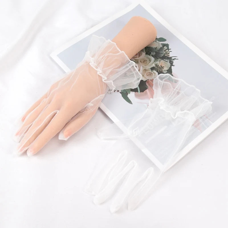 Short Ruffle Tulle Bridal Gloves